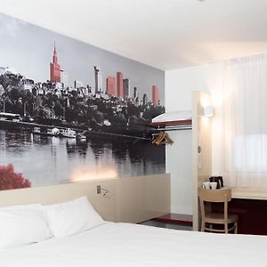 B&B Hotel Warszawa-Okęcie